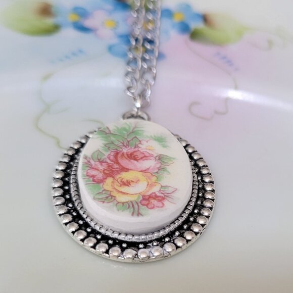 Yellow & Pink Roses Broken China Pendant Necklace - Picture 2 of 4